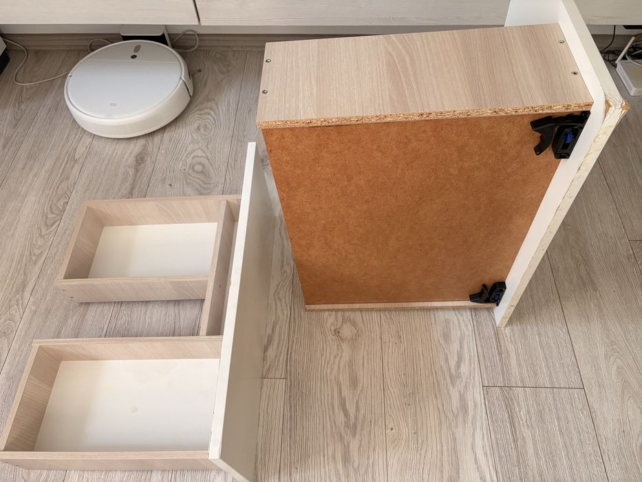 Corp mobila baie Cersanit, din PAL + MDF, alb bej, cu sistem push