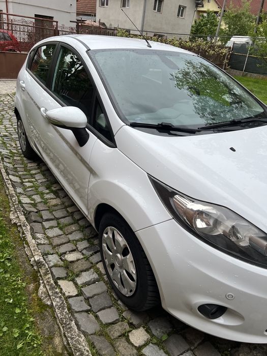 FORD Fiesta 2010 — imagine 3