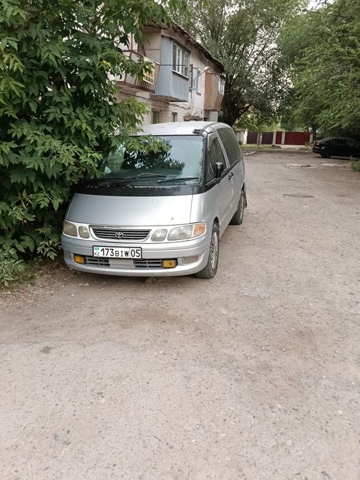 Тоёта эстима эмина