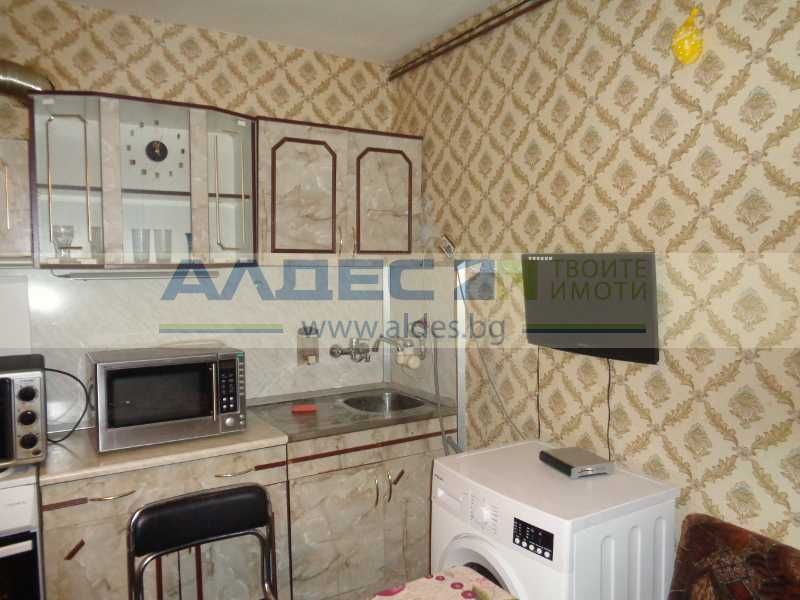 Продава се Къща в София, Враждебна - 319 кв.м за 721 €/кв.м - Снимка #4