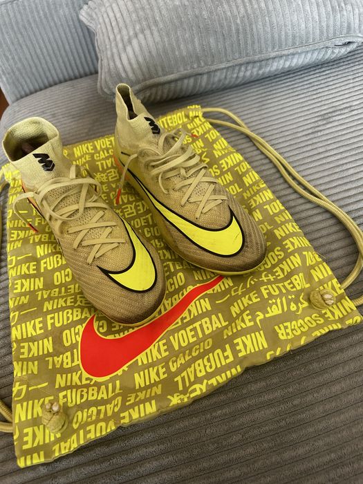 Ghete de fotbal nike mercurial elite