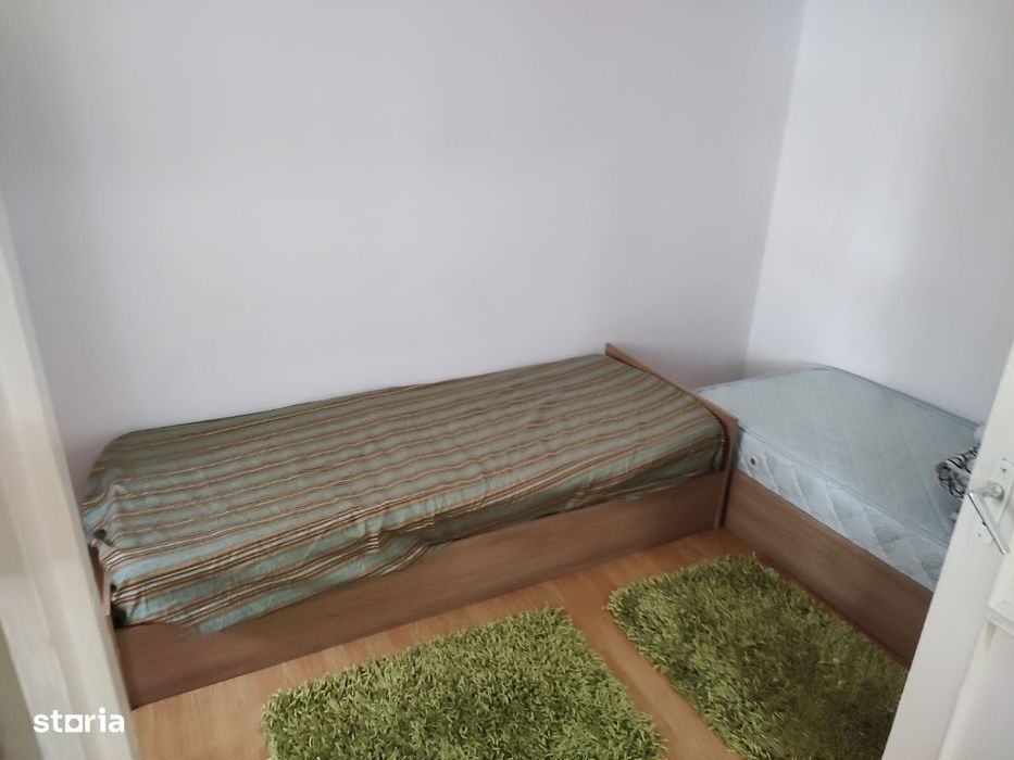 apartament 3 camere- str.Avram Iancu