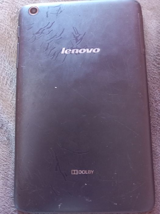 Продавам таблет Lenovo!