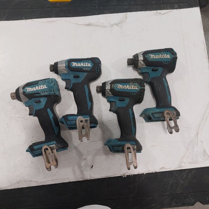 Акумулаторен безчетков импактдрайвър Макита Makita DTD153 DTD154 DTD15