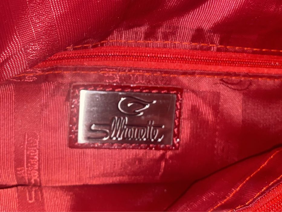 Продам сумочку кожа лаковая