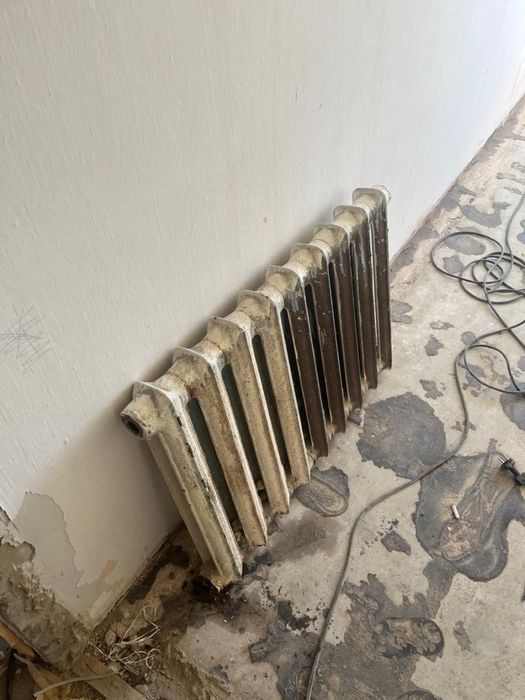 Продам чугунные батареи