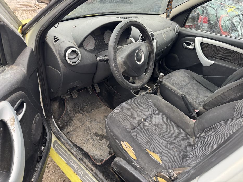 Dacia Logan 1.5dci 68hp 2009г На Части