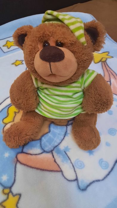 Мече разказвач на приказки