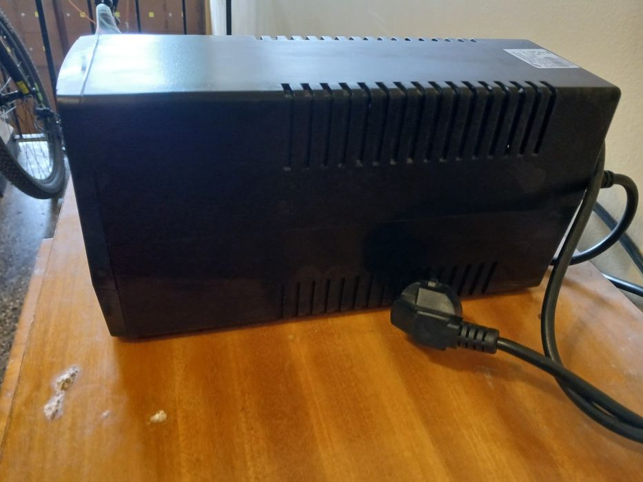 Ups FP 800VA 110~240V 480W