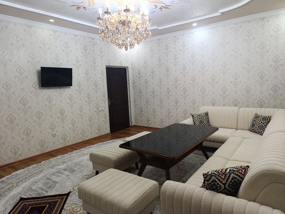 Фарғона шаҳар ҳокимлиги ёнида хонадон ижарага берилади