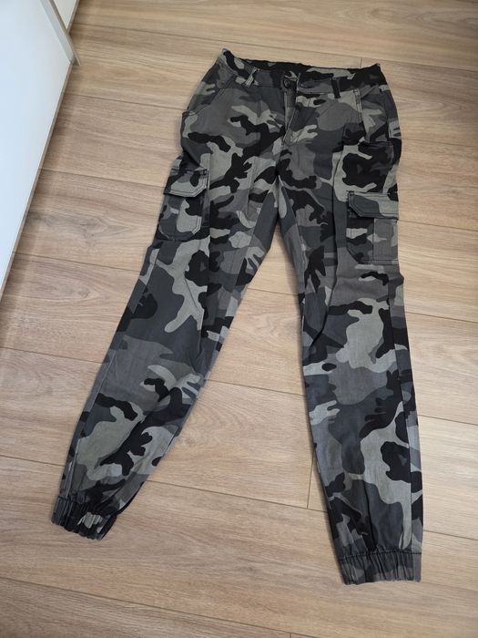 Pantaloni cargo, damă