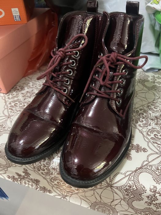 Продам полуботинки