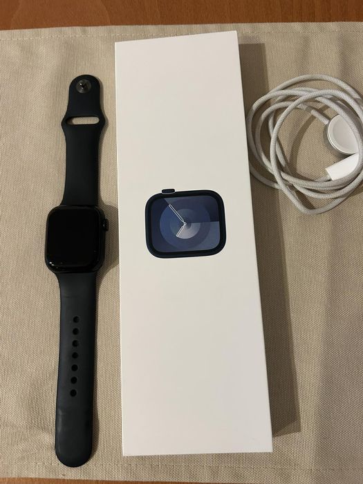 Часовник Apple watch series 9