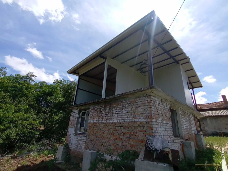 Изграждане на метални конструкции и халета  за Бургас и региона