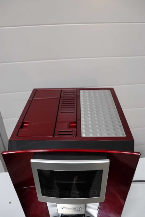 DeLonghi ESAM5708 автоматична машина за капучино, лате и еспресо