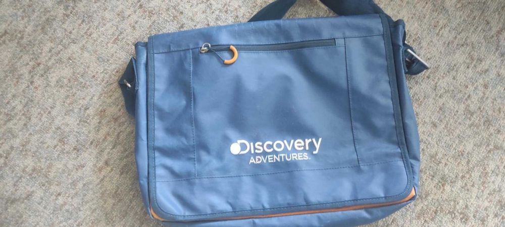 Детска чанта Discovery - за ученици, за тетрадки, таблет, пр.