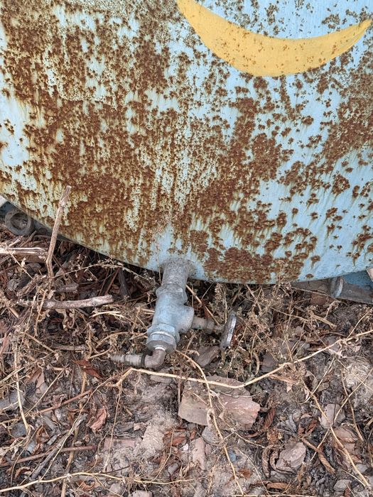 Продам большую цистерну