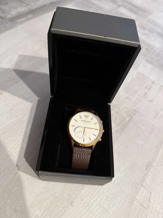 Ceas Emporio Armani ART3002 Hybrid