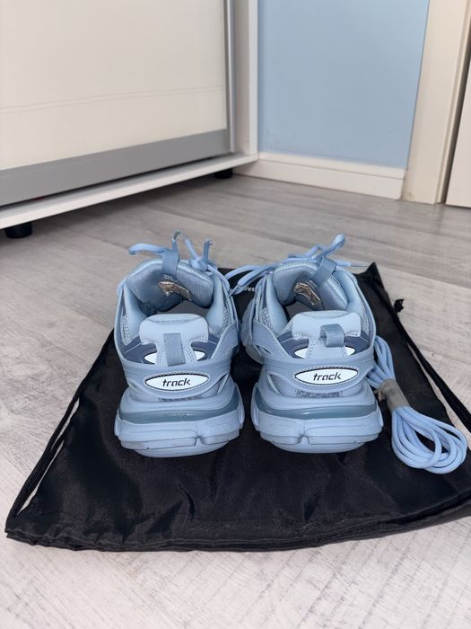 balenciaga track albastru