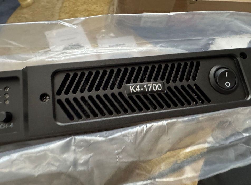 Titlu Titlu Sinbosen k4-1700 4x1700w 8 ohm dynacord xa2 vl121


Sinbos