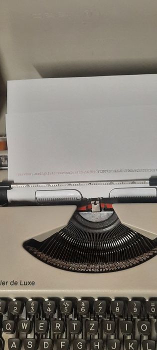 Mașină de scris Aeg Olympia Traveller de luxe impecabilă