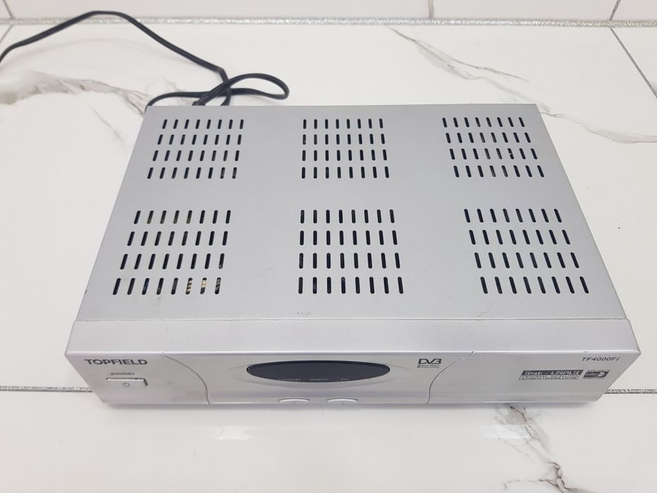 Тюнер Topfield TF4000Fi
