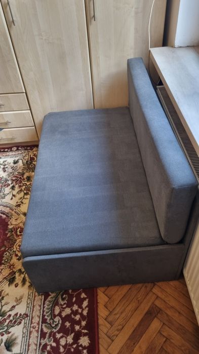 Canapea extensibilă 2 locuri (Pat 1.20 x 2.00 m) - Ca nouă - Zona Șincai
