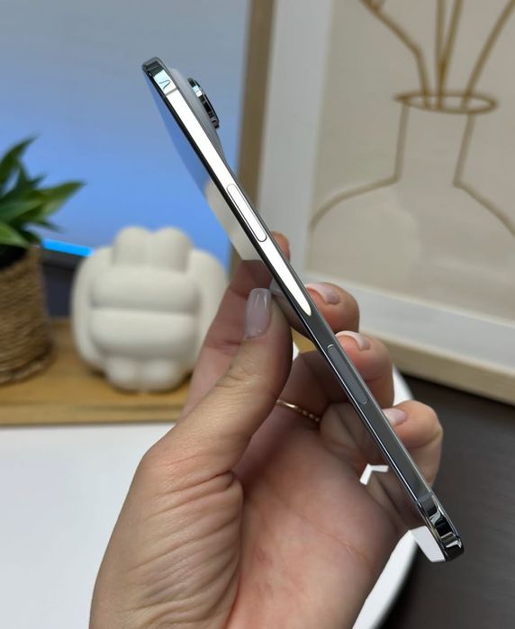 iPhone Air 256GB – 97% Батерия • Гаранция • Без забележки