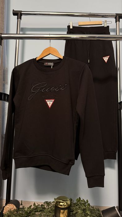 Guess дамски комплекти