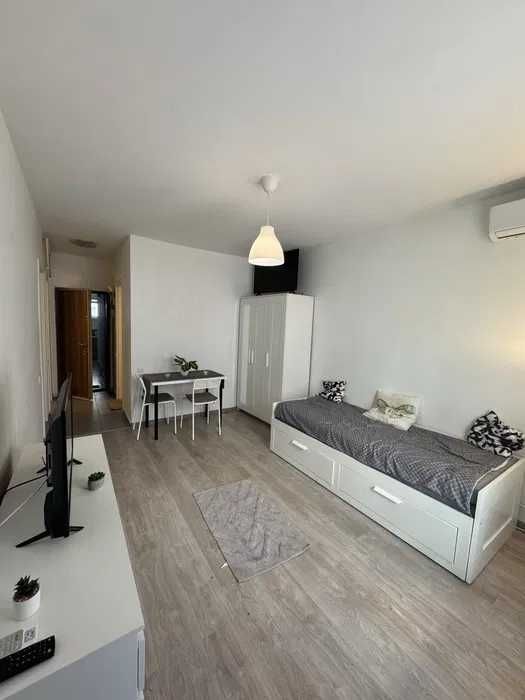 Inchiriez Garsiniera Militari Residence 1500 lei Pet Friendly