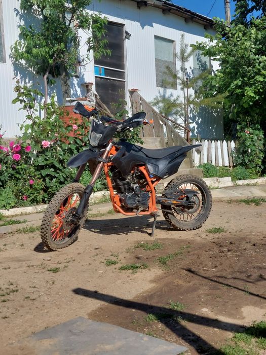 Vând sau schimb kxd 150