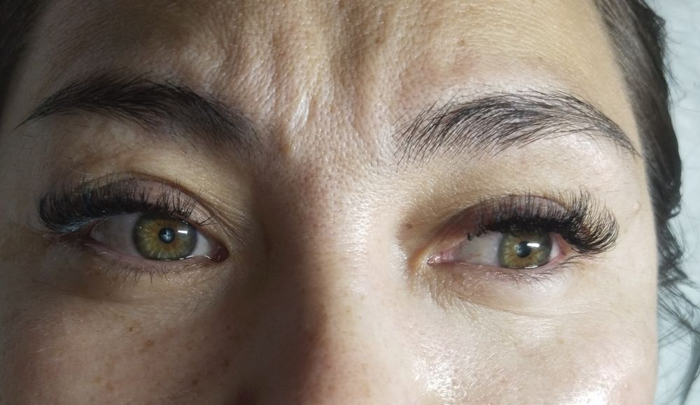 Наращивание ресниц