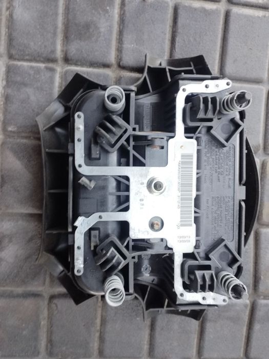 Airbag за Nissan Primera P12