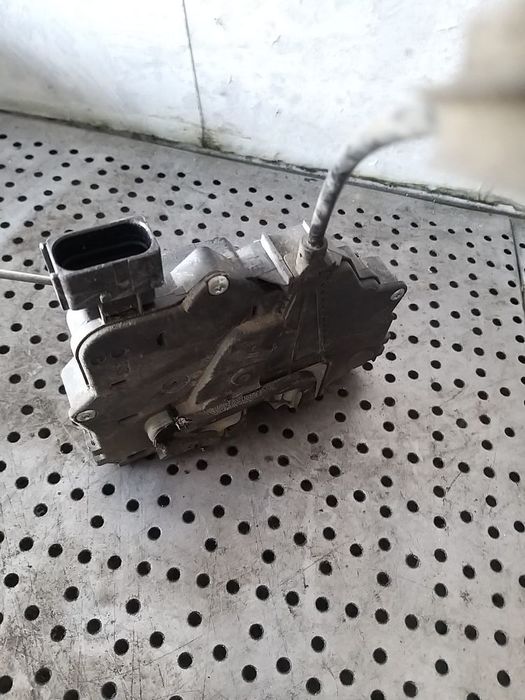 Broasca usa stanga fata fiat grande punto 199 51797557