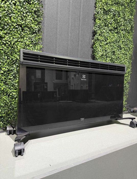 Конвекторный обогреватель Electrolux-2 доставка бесплатно!