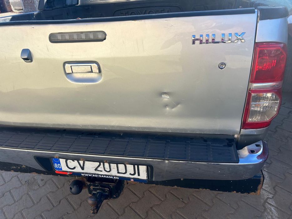 Usor avariat Toyota Hilux