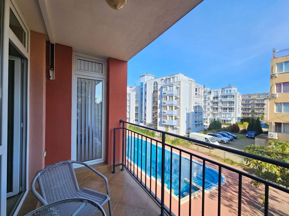 Продава се Двустаен апартамент в к.к. Слънчев бряг - 61 кв.м за 1033 €/кв.м - Снимка #1