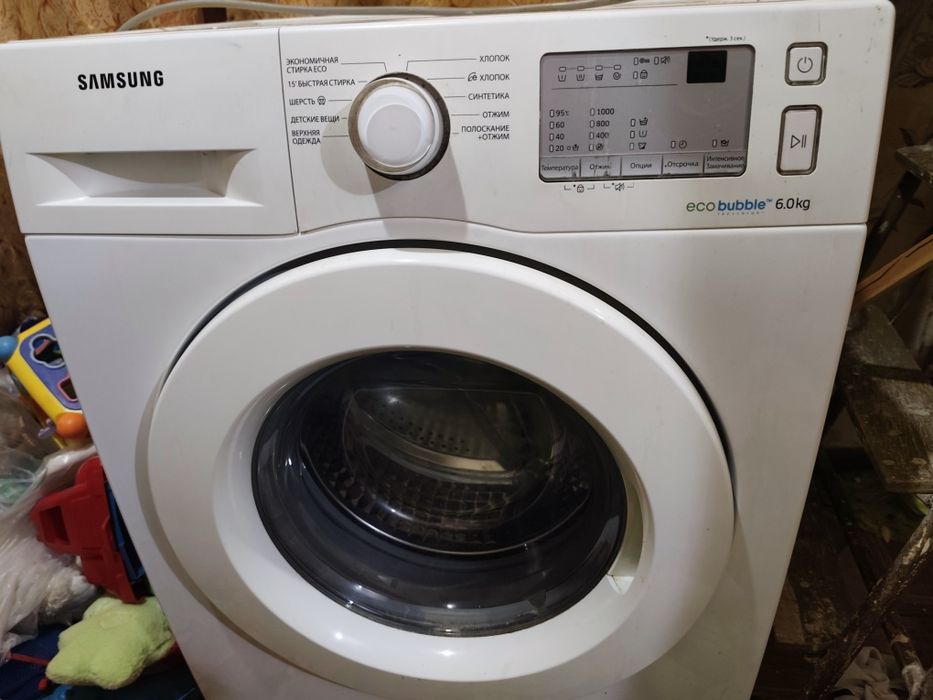 Стиральная машина Samsung 6kg, Eco bable в отличном состоянии 
Стираль