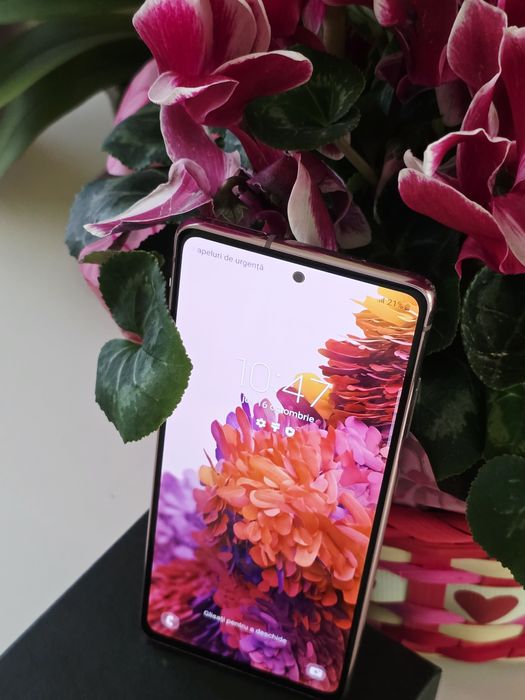 Vand telefon samsung s 20FE