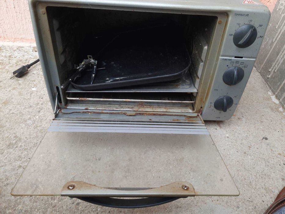 Елекртическа фурна за грил Tchibo TCM 221147