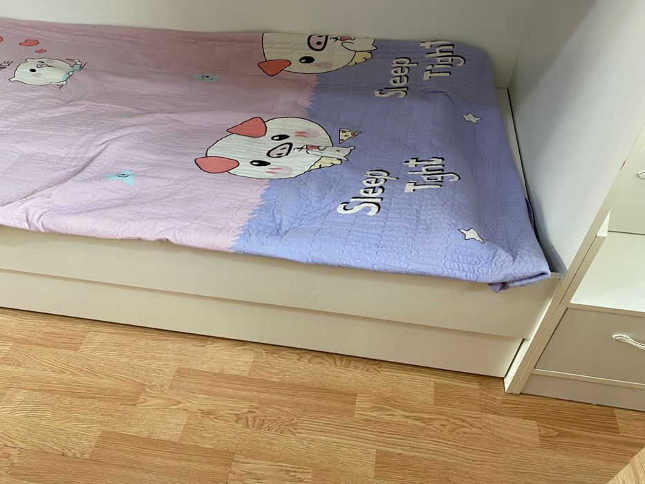 Трехъярусная  кровать