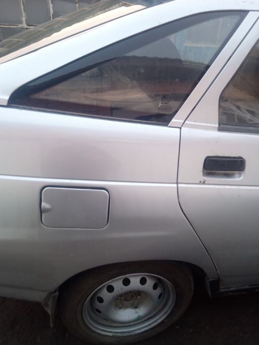 Продам авто ваз 2112