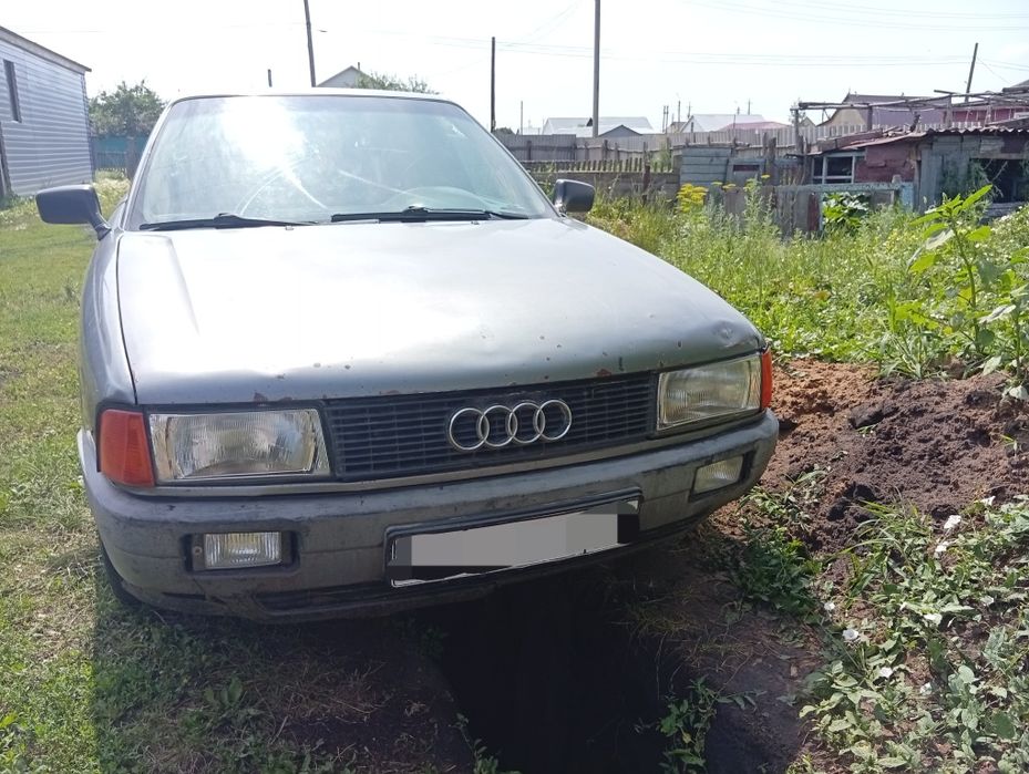 Ауди 80 Б3 2.0  .