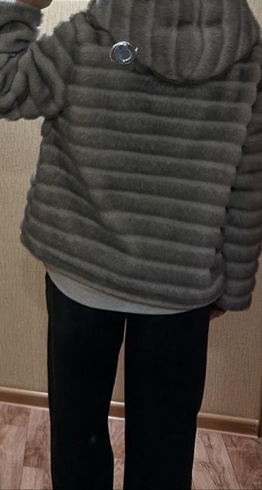 Продам новую эко шубу