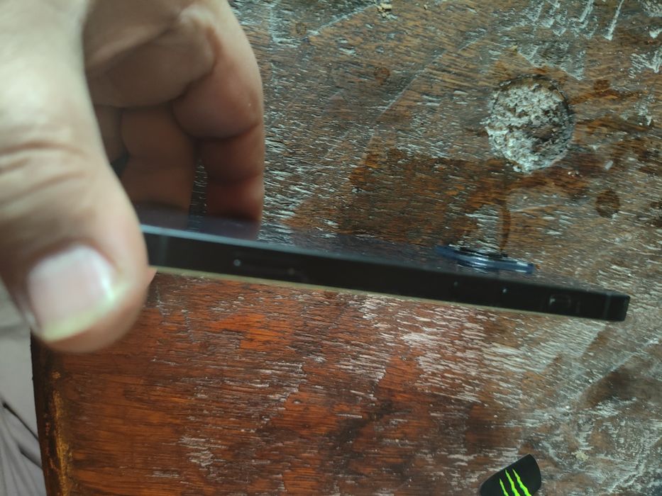 Iphone 14 128 GB / с остатъчна гаранция Виваком, над 6 месеца