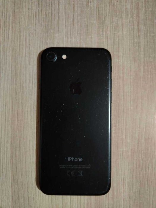 iPhone 7 с коробкой но без документов