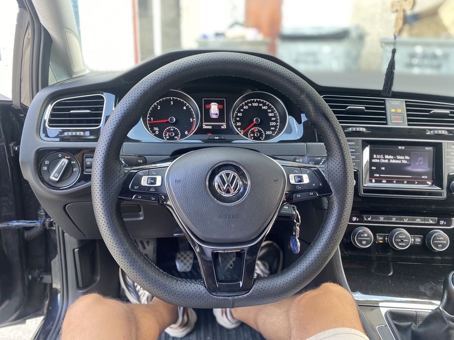 Montaj+husa volan din piele cusută manual (AUTOTURISM, DUBE, TIR)