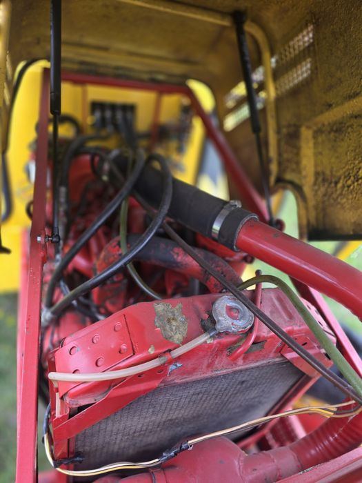 Tractor Universal 644
