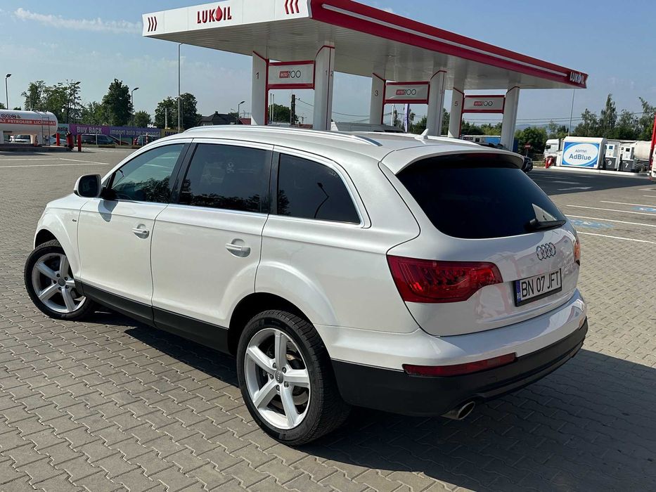 Audi Q7 4,2 tdi 2010 facelift S-Line 7 locuri accept variante !