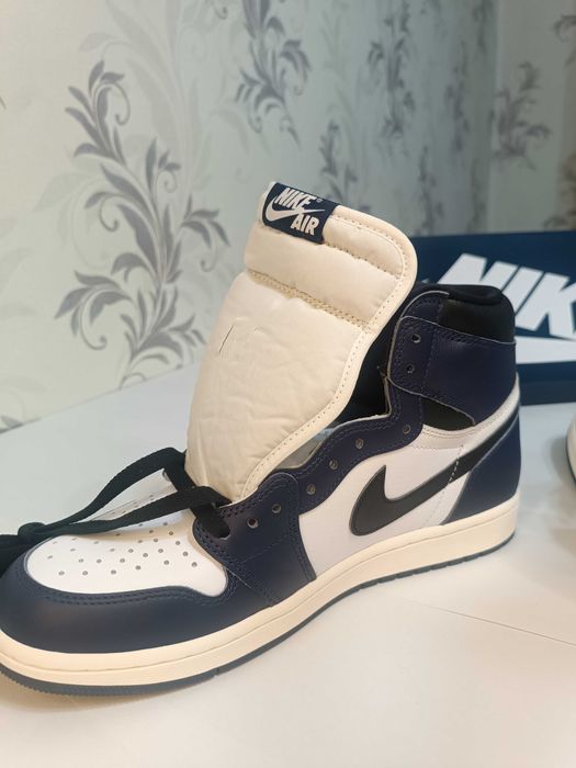 Кроссовки Nike Jordan 1 новые оригинал